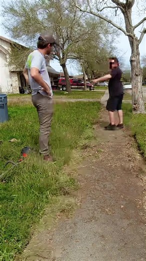 When kindness clashes with anger- the yard wasn’t the problem , the neighbor was #pressurewashing #yardwashing #powerwashing #lawncare #fyp