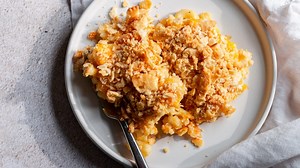 Simple Mac And Cheese (With Crunchy Topping) Recipe - Tasting Table