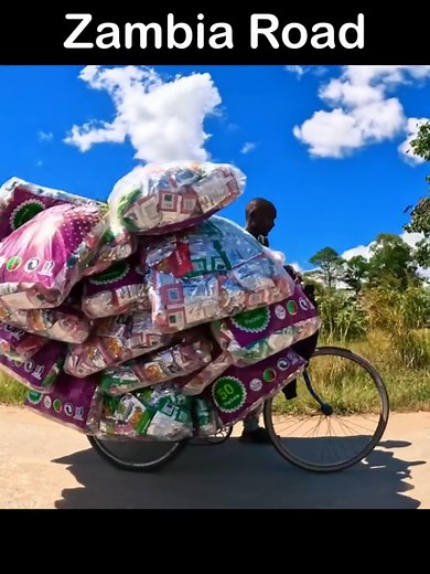 Zambian roads #zambia #overloaded #zambian #africa #african #youtuber #kinoyves #bicycle