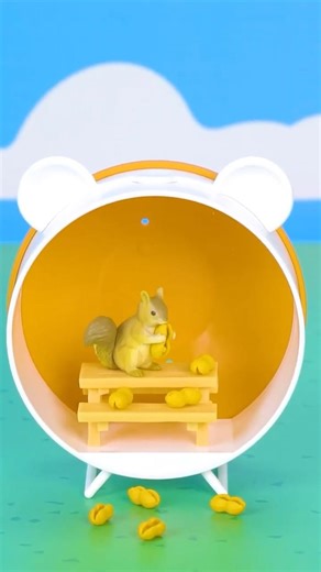 Still feeling a little squirrely after the weekend 🥜🐿️ #Miniverse