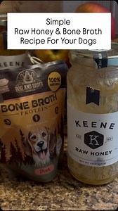 Raw Honey is full of antimicrobial and antifungal properties that can help your dog stay happy and healthy. It can also help control allergy symptoms, skin issues, soothe stomach ulcers and sore throats, cure allergies, and reduce inflammation! For truly raw honey you want @keenerawhoney because it’s never heated over 98° Bone broth for dogs offers benefits like improved joint health (collagen, glucosamine), better digestion & gut lining repair (gelatin, amino acids), liver support, hydration, a