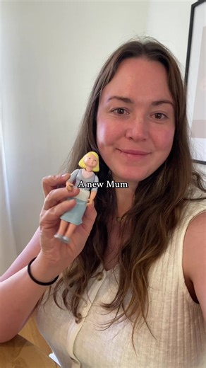 A New Mum for the Family: Vintage Dollhouse Makeover