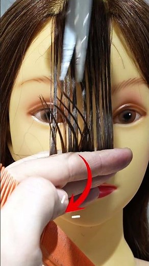 【Haircut】ASMR‼️前髪の流す切り方｜How to Cut Side-Swept Bangs