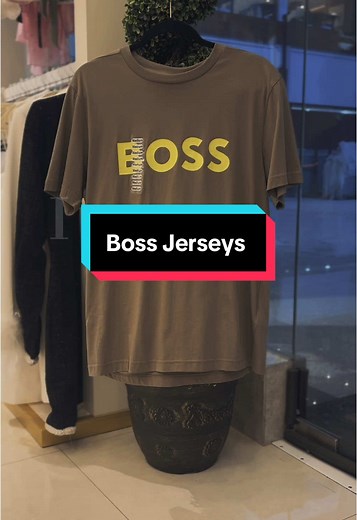 Upgrade your wardrobe with our exclusive Hugo Boss collection! 😍✨ New arrivals are the talk of the town—grab yours in-store today before they’re all sold out! Visit Luxury Wraps or get delivery at Royal Hotel, Mandela Avenue. Call 609-7357 to order! 🛍️🚀 #LuxuryWraps #HugoBoss #ShopNow