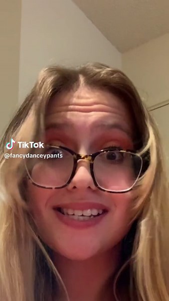 clo (@fancydanceypants)’s videos with You Wish - Flyana Boss