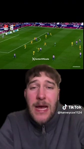 Molina's Incredible Goal Overshadowed by Controversy