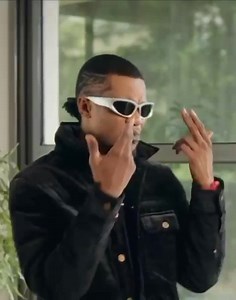 11K views · 1.9K reactions | Le clip de la chanson « Linga nga » de Singuila en featuring avec Gaz Mawete est maintenant disponible sur YouTube | Les stars congolaises-DRC | Facebook