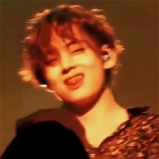 Taehyung Mango Dance Challenge | Dee Maa Goo Goo