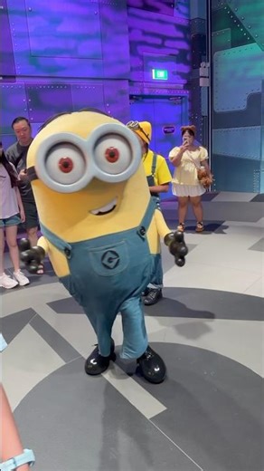 Minion Dance Party | Universal Studios Singapore #D9INE