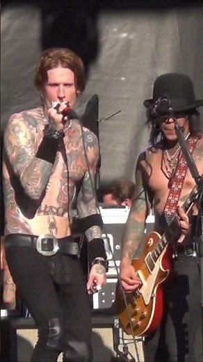 Buckcherry - Crazy Bitch - 2013
