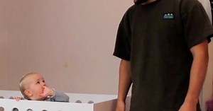 VIDEO: How to put a baby to sleep