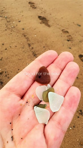 We went searching for rubies (actually garnets)# a few weeks ago at Ruby Bay! Found some pretty sea glass (or secret glass as my 2yo called it), some pretty stones, a little crab claw and a lot of adventures 🤍✨ cherishing the last moments as a family of 4 #scottishtiktok #mumsoftiktok #visitscotland #beach #rubies