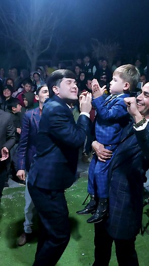 Traditional Uzbek Dance Performance at Navruz Celebration in Moscow