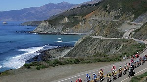 7 Scenic Drives in America That Feel Like a Movie Set