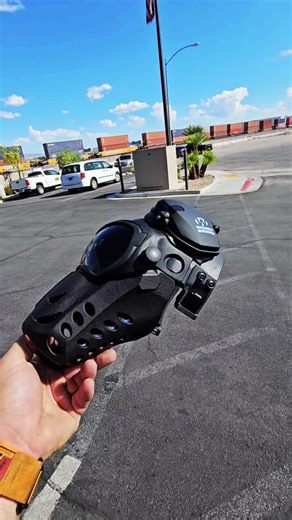 the coolest thing you'll ever see! @darksystemsnews #k9 #k9unit #germanshepherd #belgianmalinois #tactical #tacticool #darksystems