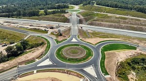 We've just reached a major milestone on the Bruce Highway Upgrade — Cooroy to Curra, Section D (Gympie Bypass)—opening up new connections for the local community. Construction on the Flood Road interchange has just wrapped up—with Flood, Noosa and Penny roads now able to access east and west of the under construction bypass, and improving flood immunity in the region. | Transport and Main Roads Queensland