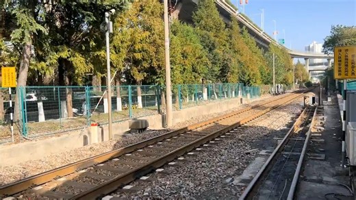 T151次（南京—广州）通过宁铜线土城头道口，本务DF11-0410