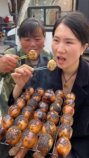 3.8K views | #It's so delicious that you can't stop eating #The more you chew, the more delicious it is, and you still want to eat more #It's spicy and delicious #eggs #eating jm | Hua eating show | Facebook