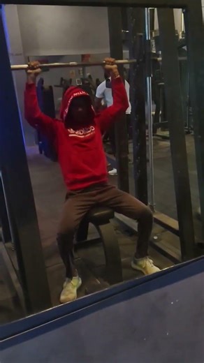 heavy sholder training mass #fitness #gymmotivation #funny #gymlover #sholderworkout