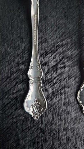 International Deepsilver - Silverplate Berry Spoon Trio