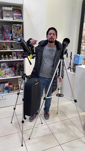 De pequeños, ¿no quisieron tener un #telescopio ? Ahora pueden adquirirlo en Click Box Plaza Merliot 😎. #elsalvador #clickbox #innovador #telescope #espacio #luna #estrellas #amor #love #parati #lovientiktok