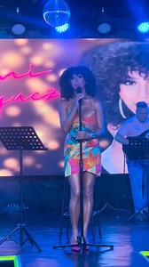 Who’s Holding Donna Now | Mimi Marquez