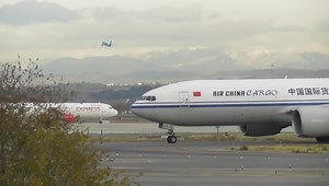175K views · 687 reactions | ✈️✈️ Air China Cargo Boeing 777-FFT Spotting 25th November 2021 at Adolfo Suárez Madrid Barajas Airport Air China Cargo Boeing 777-FFT B-2092 #Boeing #plane #AirChinaCargo | Evie Aviation | Facebook
