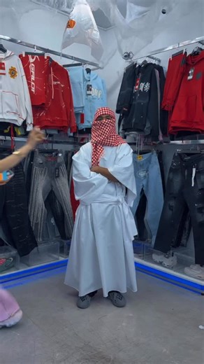 16K views · 108 reactions | Llévate tu perfume árabe para complementar tu drip 亮 Envíos y entregas a todo el Perú #galoi #drip maleanteo #mafia | Galoi Drip | Facebook