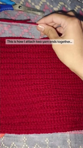 This is how i join two yarn ends😭🧵#crochet #yarn