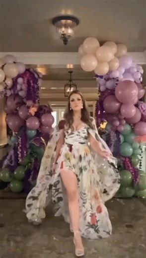 Fallon Carrington-Style Grand Entrance and Played Attack