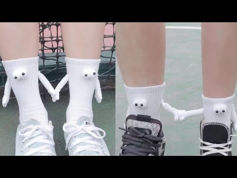 Magnetic Hand Holding Socks 2023 - Socks Holding Hands