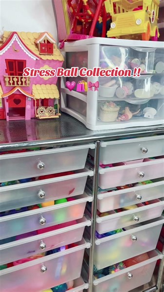 So many!! #slime #fidgettoys #kawaii #noglueslimerecipie #slimereview #viral #kawaiitoycollector #noglueslime #asmr #slimeasmr #slimes #foryoupage #fyp