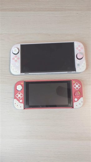 pink strawberry switch 2 case 🍓 #nintendo #nintendoswitch2 #geekshare #strawberry #kawaii