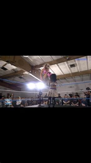 Okay, this missle dropkick was deadly 💀💅💥 Thanks Chicago Style Wrestling for the footage 💕 | Natalia Markova