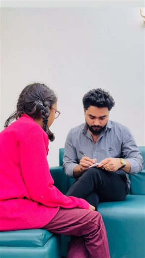 𝐕𝐈𝐏 𝐒𝐓𝐘𝐋𝐄 𝐙𝐎𝐍𝐄 𝐒𝐀𝐋𝐎𝐍 & 𝐀𝐂𝐀𝐃𝐄𝐌𝐘(VSZ) | Free haircut my followers ✨✨ #hair #vipstylezonesalon #instagood #freehaircuts #gift | Instagram