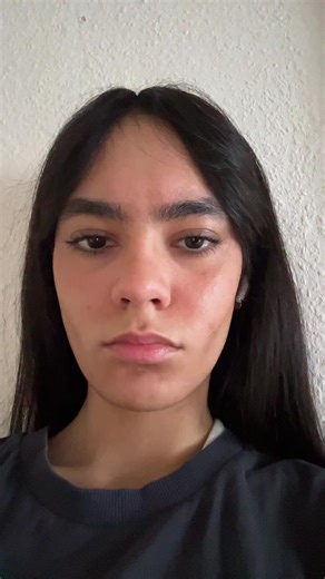Exploring Androgynous Looks and Delicious Taste