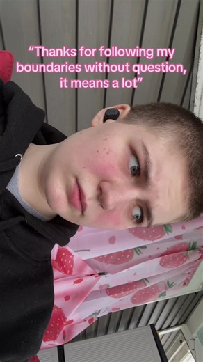 @☆•Leo•☆ @☆•Leo•☆ it’s a problem baby (also peep the bruise from my IV on my hand) #fyp #ftm #blowthisup #partner #love