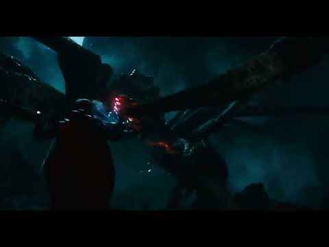 Superman fights a giant spider!