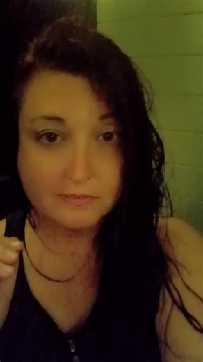 𝔅𝔬𝔪𝔟𝔰𝔥𝔢𝔩𝔩 🫧 𓆉 🐟 (@bombshell_michelle)’s videos with original sound - ☆