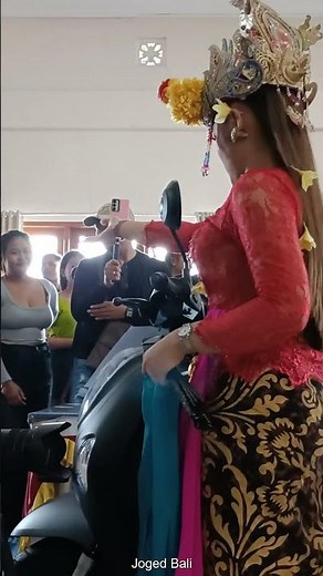FULL HD Joged Bumbung Bali – Tarian Tradisional yang Viral dan Penuh Warna