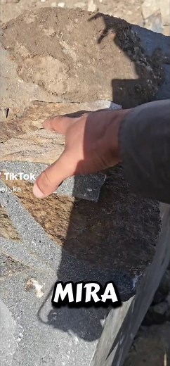 Meteorito o Volcán: ¿Cuál es el Origen?