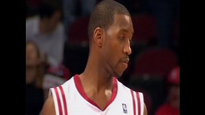 🚀 2004年的今天，Tracy McGrady上演了不可思議的飆分戲碼，比賽最後35秒，T-Mac砍進三顆三分球外加一次四分打，一個人連砍13分，不僅幫助火箭完成超級大逆轉，也創下NBA史上經典的一刻！ | NBA Taiwan