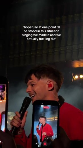 so proud #louistomlinson #louis #hdigh #onedirection #concert | louis one direction