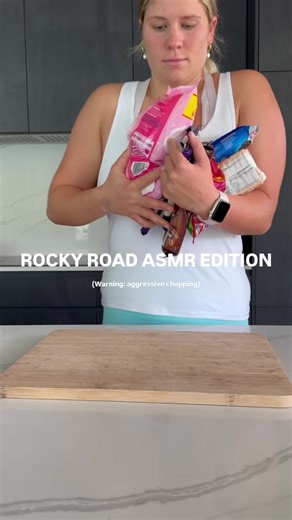 Delicious Christmas Rocky Road Recipe for Sweets Lovers