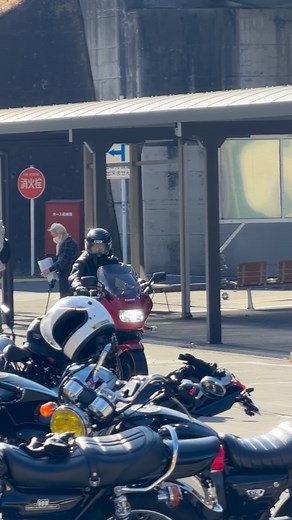 初めて見たかも？ カワサキGPZ1100🏍️ #gpz1100 #documentaryriderscafe #ドキュメンタリーライダーズカフェ #onlineriderscafe #オンラインライダーズカフェ #cafeグランプリ #cafegrandprix #riderscafe | 嬬恋グランプリ