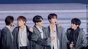 【infintie reaction上】【专场直播live舞台】全员vocal实力免检！主舞rap担都当主唱使，每首歌都是易上头的程度，舞台观赏性极强！