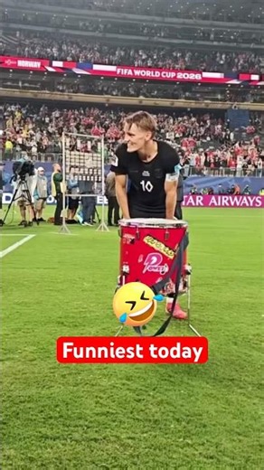 Martin Ødegaard leading the Norway chant with fans 🇳🇴”Row, row, row…” echoing through the stadium
