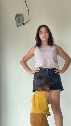 Murag same2 nami face ni tita Sooya 😍 dili ko palupig dance oyy #lol #StarsEverywhere #encouragement #community #familyfun #gameitem #highlightseveryone #monopoly #positivevibes #familyfriendly | Inday Kiara