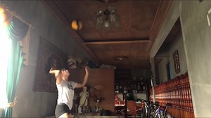 ball control gone wrong 🤦🏼‍♀️🤣✊ MA SORRY MAAAA HAHAHAHA #epicfail #fail #bloopers #volleyball #ballhandling