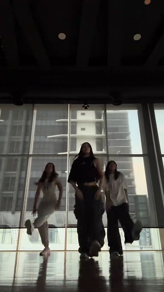 Tomboy Dance Challenge Moves